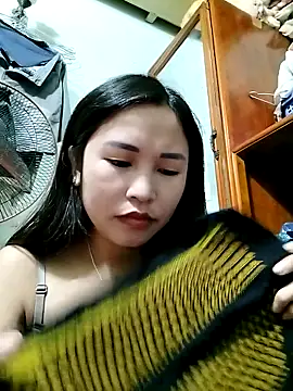 Mai4568 online show from October 2025 05:30:01 PM