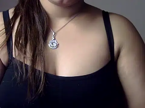 Snapshot of Aaliya02 chatting on October 2025 02:10:01 AM Aaliya02 online show from October 2025 02:10:01 AM