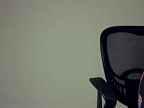 Snapshot of Aaliya02 chatting on November 2025 09:32:01 AM Aaliya02 online show from November 2025 09:32:01 AM