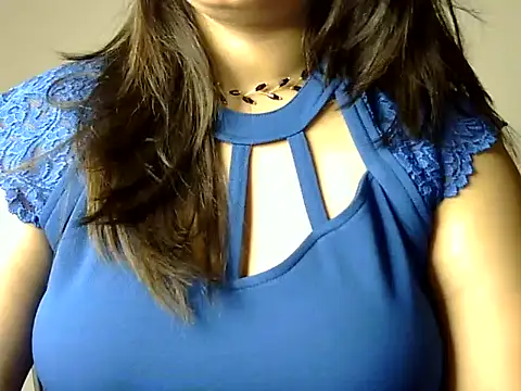 Snapshot of Aaliya02 chatting on November 2025 09:35:02 PM Aaliya02 online show from November 2025 09:35:02 PM