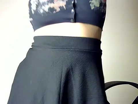 Snapshot of Aaliya02 chatting on November 2025 08:27:02 PM Aaliya02 online show from November 2025 08:27:02 PM