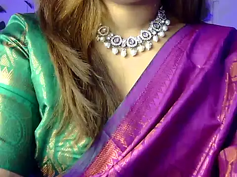 Snapshot of Aaliya02 chatting on February 2026 03:21:02 AM Aaliya02 online show from February 2026 03:21:02 AM