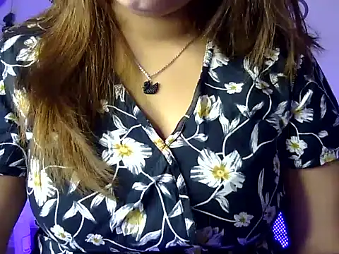 Snapshot of Aaliya02 chatting on February 2026 03:57:01 AM Aaliya02 online show from February 2026 03:57:01 AM