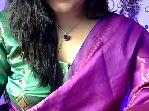 Snapshot of Aaliya02 chatting on February 2026 08:31:02 PM Aaliya02 online show from February 2026 08:31:02 PM