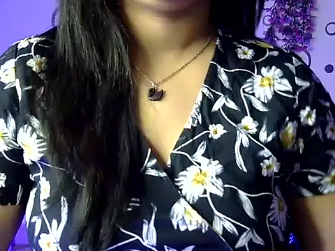 Snapshot of Aaliya02 chatting on March 2026 05:53:01 AM Aaliya02 online show from March 2026 05:53:01 AM