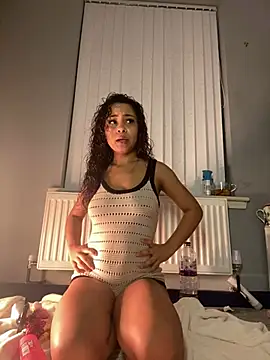 Snapshot of OliviaAshhh chatting on February 2026 06:04:01 PM OliviaAshhh online show from February 2026 06:04:01 PM