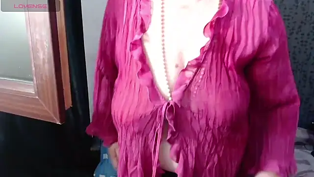 MissSanjanne online show from May 2026 11:34:01 PM