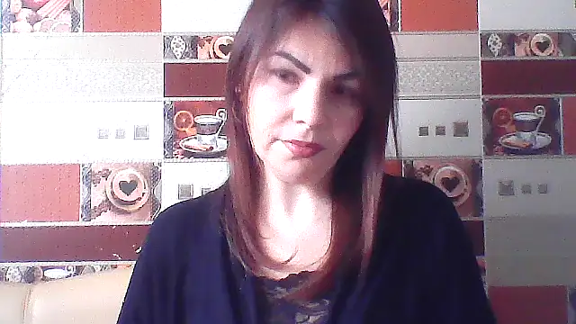 Snapshot of QueenCartyes chatting on March 2026 12:01:02 PM QueenCartyes online show from March 2026 12:01:02 PM