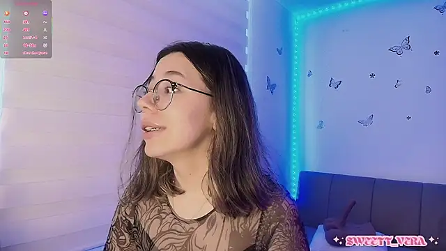 sweettvera online show from February 2026 12:52:01 PM