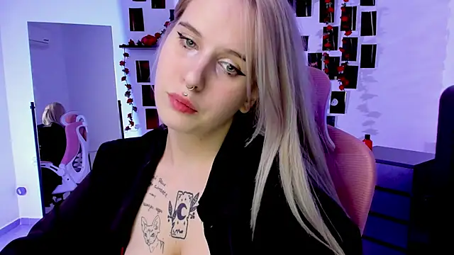 IngannaMorte online show from October 2025 04:05:02 PM