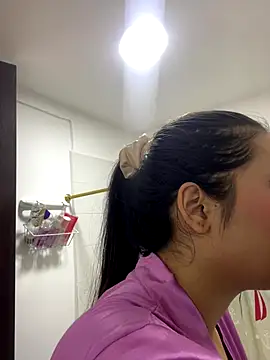 IsabellaJoness  online show from October 2025 12:16:01 PM