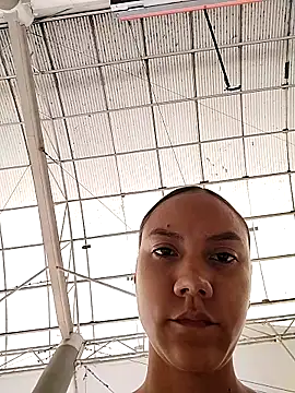 Mia-Reyes online show from October 2025 01:46:02 PM