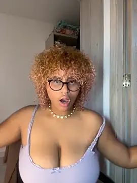 niki wild18 online show from October 2025 09:45:02 PM