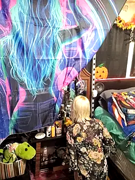 blondebarbiebae online show from November 2025 10:20:02 PM