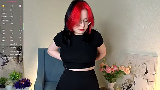 NyamNyamNyammm online show from October 2025 02:28:02 PM