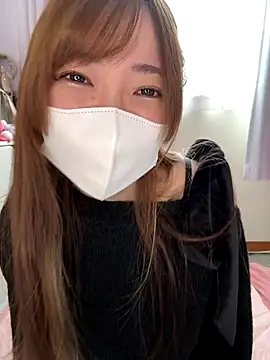 Moe v v online show from December 2025 01:10:01 AM