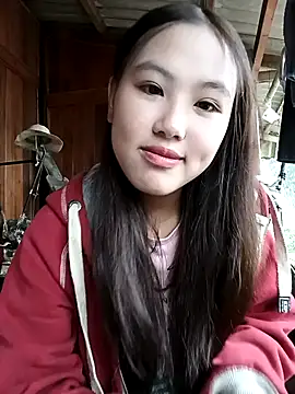 Snapshot of Mai_lovely chatting on November 2025 03:01:02 AM Mai lovely online show from November 2025 03:01:02 AM