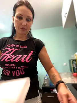 Snapshot of mood_berry chatting on September 2025 08:07:01 AM mood berry online show from September 2025 08:07:01 AM