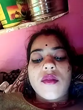 Snapshot of Mahek_love143 chatting on December 2025 01:00:01 AM Mahek love143 online show from December 2025 01:00:01 AM