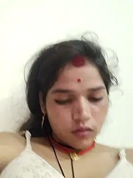 Snapshot of Mahek_love143 chatting on July 2026 10:32:01 AM Mahek love143 online show from July 2026 10:32:01 AM