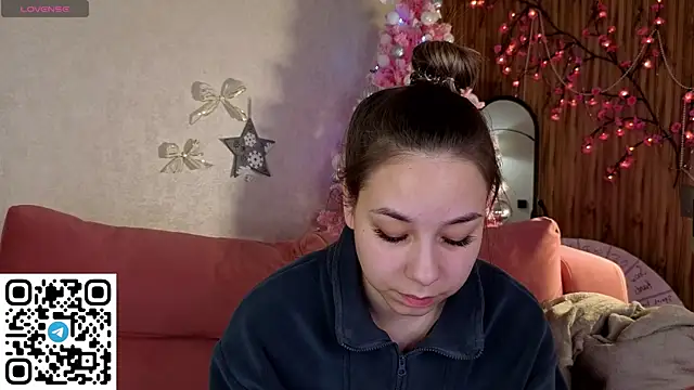 Al1ice Moures online show from January 2026 01:19:01 AM