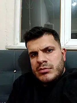 kadiirsekercii online show from December 2025 12:28:02 AM