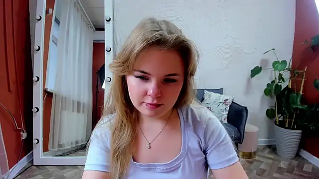 Melissa 199 online show from November 2025 05:40:02 AM