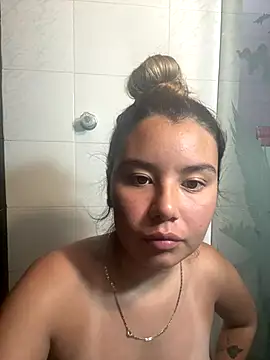 Snapshot of Violettt_hot chatting on October 2025 10:29:02 PM Violettt hot online show from October 2025 10:29:02 PM
