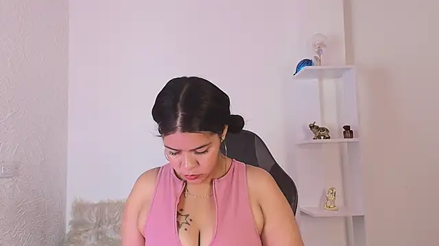 Evelyn brown8 online show from October 2025 02:03:02 PM