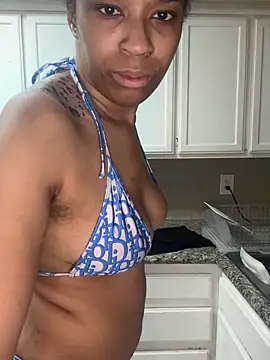 YeahhhitsBreezy online show from April 2026 01:12:02 AM