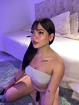 Samantha Hans online show from May 2026 10:07:01 PM