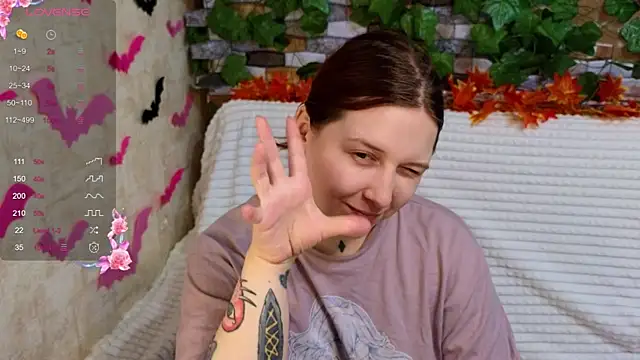 Belinda Starlight online show from October 2025 01:37:01 PM