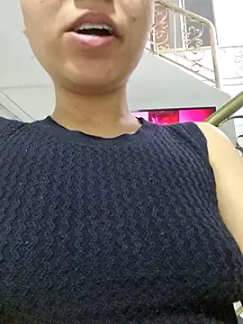 AriaBelles online show from October 2025 12:04:01 PM