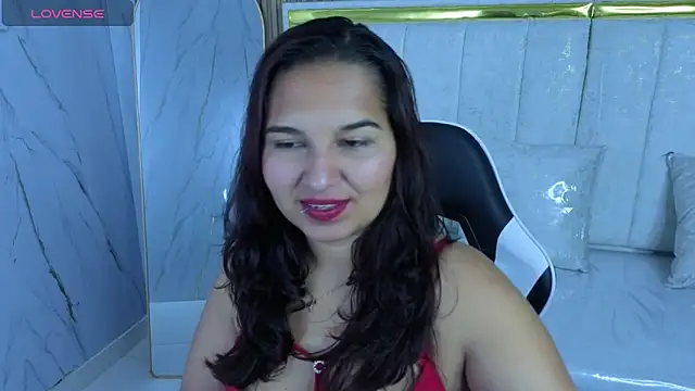 Saraah Tx online show from October 2025 03:09:02 AM