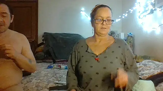 Snapshot of DOLCECOPPIA2025 chatting on December 2025 10:39:01 PM DOLCECOPPIA2025 online show from December 2025 10:39:01 PM