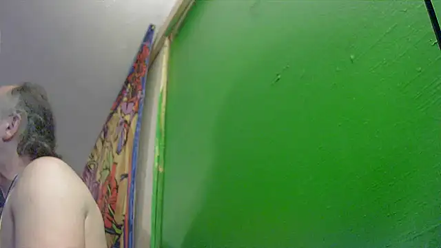 HippieDad333 online show from November 2025 01:48:01 AM