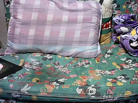 Snapshot of Ella_marie14 chatting on November 2025 09:14:02 PM Ella marie14 online show from November 2025 09:14:02 PM