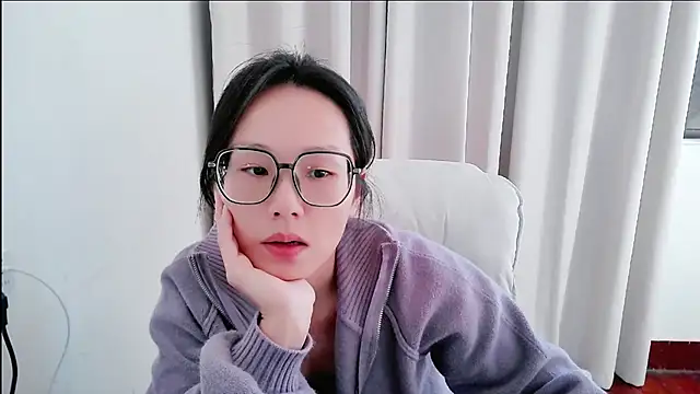 guai00 online show from November 2025 06:24:02 AM