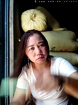ttmxuxu online show from October 2025 04:00:02 AM