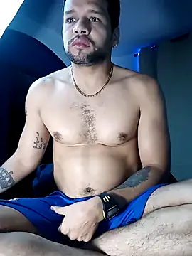 Snapshot of LucasGaeel chatting on November 2025 10:47:02 AM LucasGaeel online show from November 2025 10:47:02 AM