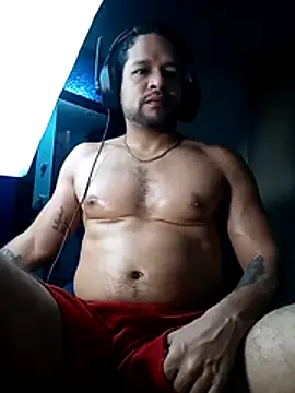 Snapshot of LucasGaeel chatting on November 2025 09:56:02 AM LucasGaeel online show from November 2025 09:56:02 AM