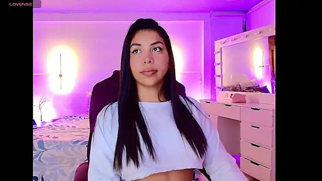 kloe28 online show from November 2025 03:50:02 AM