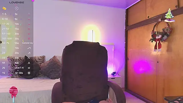 kloe28 online show from November 2025 03:53:02 AM