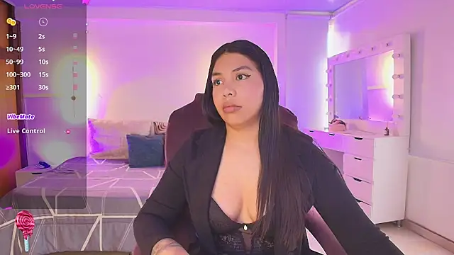 kloe28 online show from April 2026 07:58:02 PM