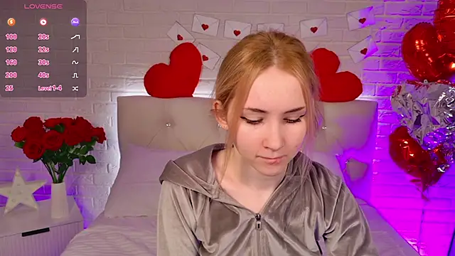 Snapshot of LiraKink chatting on February 2026 04:05:02 AM LiraKink online show from February 2026 04:05:02 AM