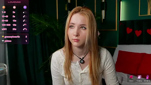 Snapshot of LiraKink chatting on February 2026 04:42:01 AM LiraKink online show from February 2026 04:42:01 AM