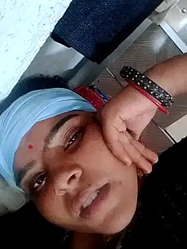 Cuty nensi online show from October 2025 04:31:02 AM