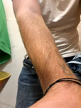 Italianofirenze online show from October 2025 09:24:01 PM