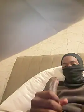 SkinnyD  online show from February 2026 09:11:01 PM