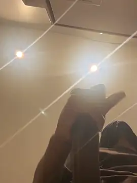 SkinnyD  online show from April 2026 06:27:01 PM